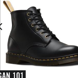 Meet your Posher, Reese